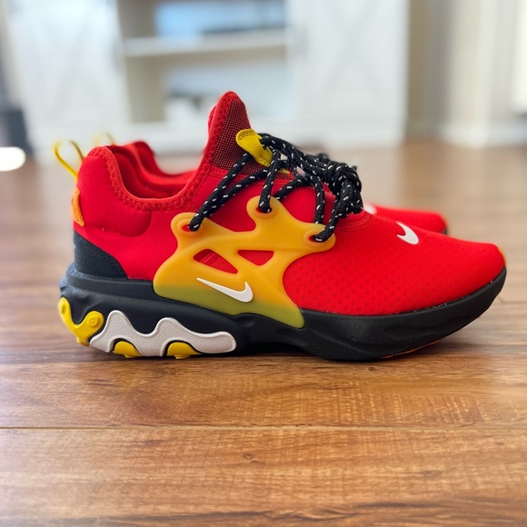 Nike Presto React “Chile Red” - Picture 4 of 14
